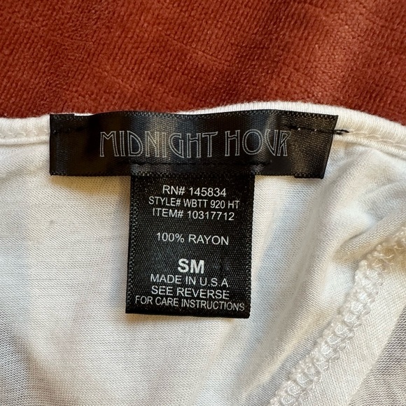 Rock and Roll collection: Skull detail summer top - Picture 5 of 5